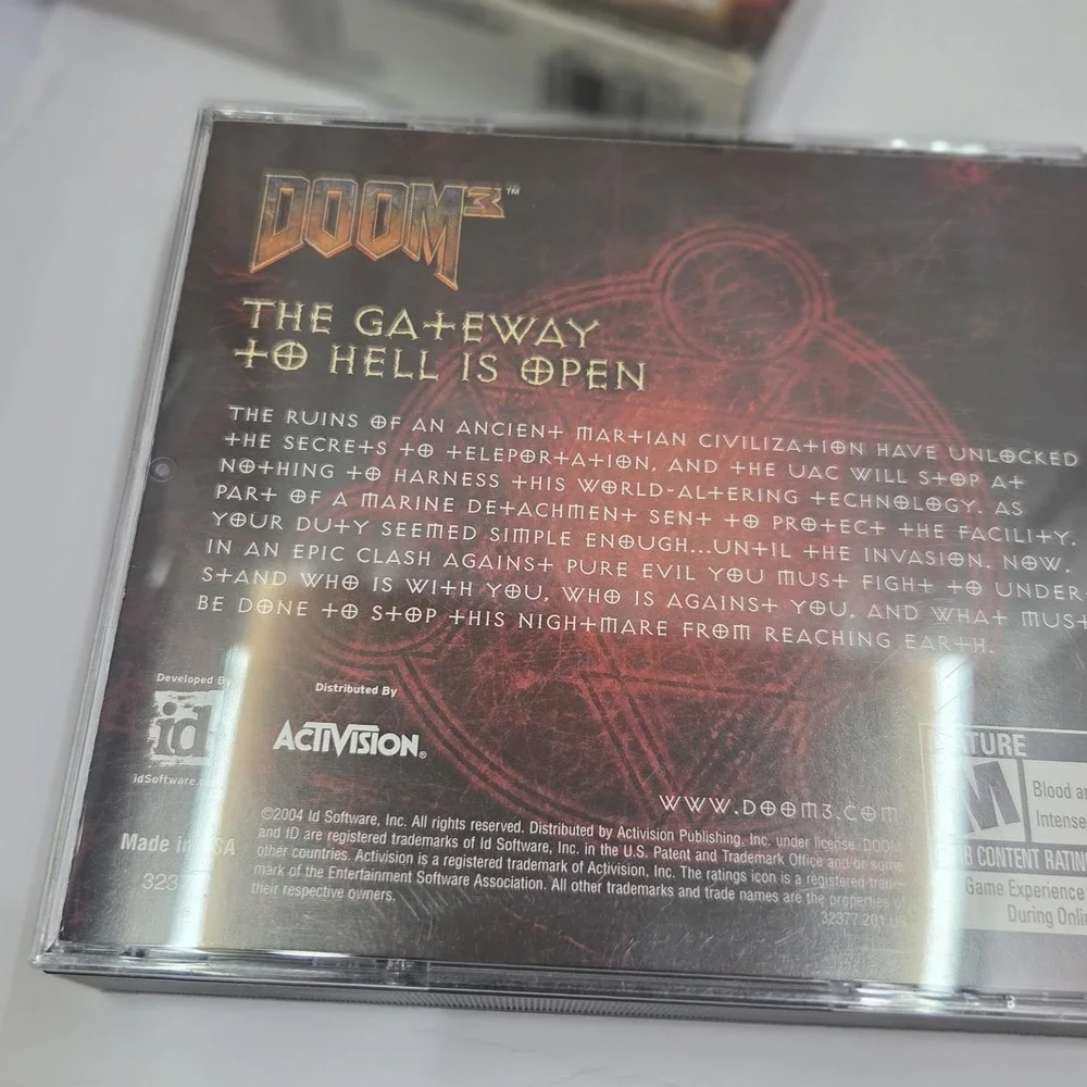 Doom 3 Big Box Version PC Game 3 Disc Complete‎ 2004 3 Discs